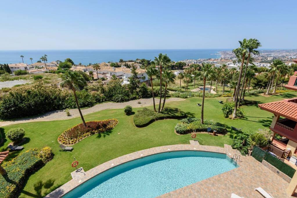 Benalmadena Luxury Apartment מראה חיצוני תמונה